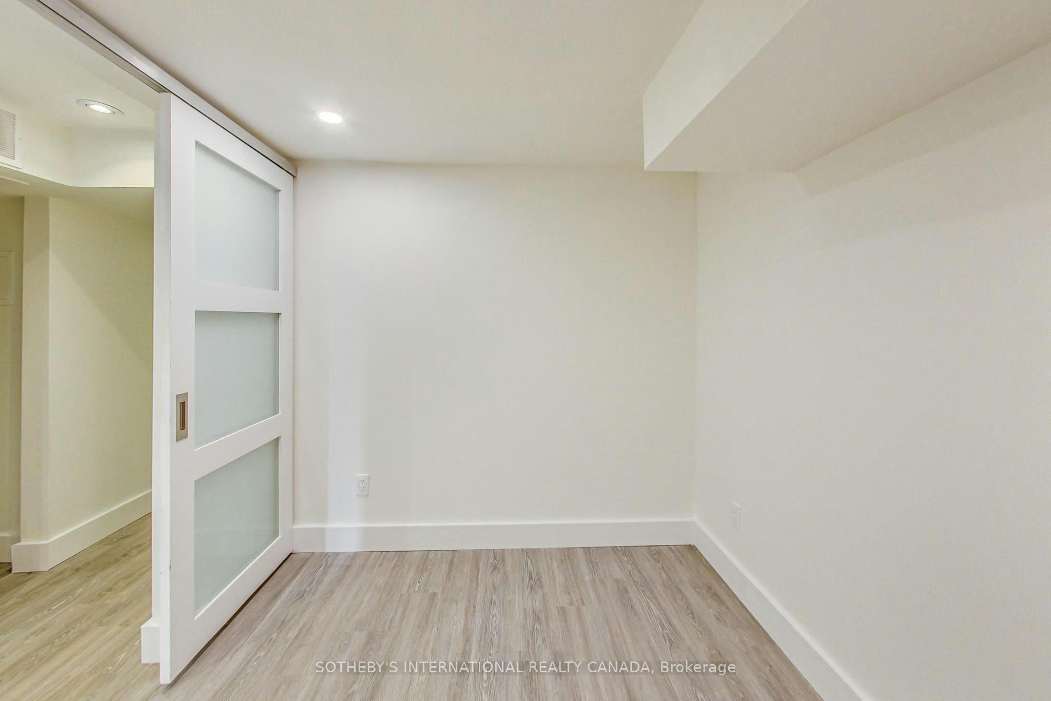Lower-669 Euclid Avenue, Toronto, ON, M6G 2T8 - 12