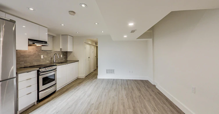 Lower-669 Euclid Avenue, Toronto, ON, M6G 2T8 - 7