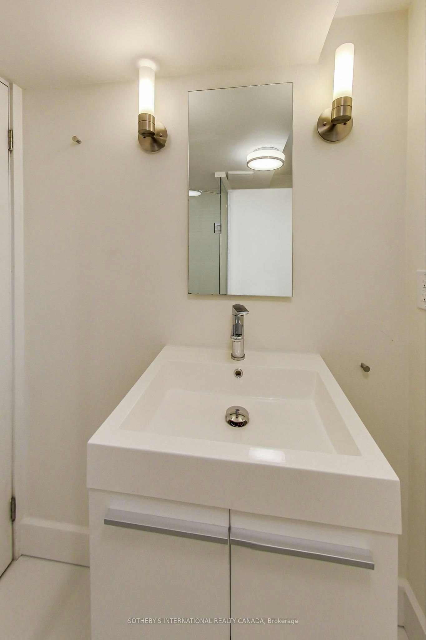 Lower-669 Euclid Avenue, Toronto, ON, M6G 2T8 - 21