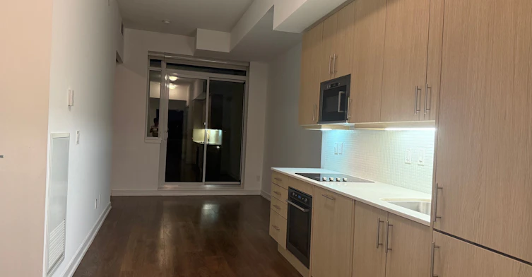 718-297 College Street, Toronto, ON, M5T 1S2 - 4