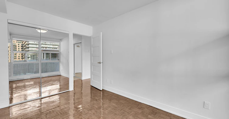 2510-33 Isabella Street, Toronto, ON, M4Y 2P7 - 10