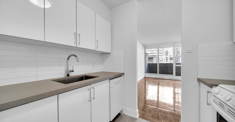 2510-33 Isabella Street, Toronto, ON, M4Y 2P7 - 5