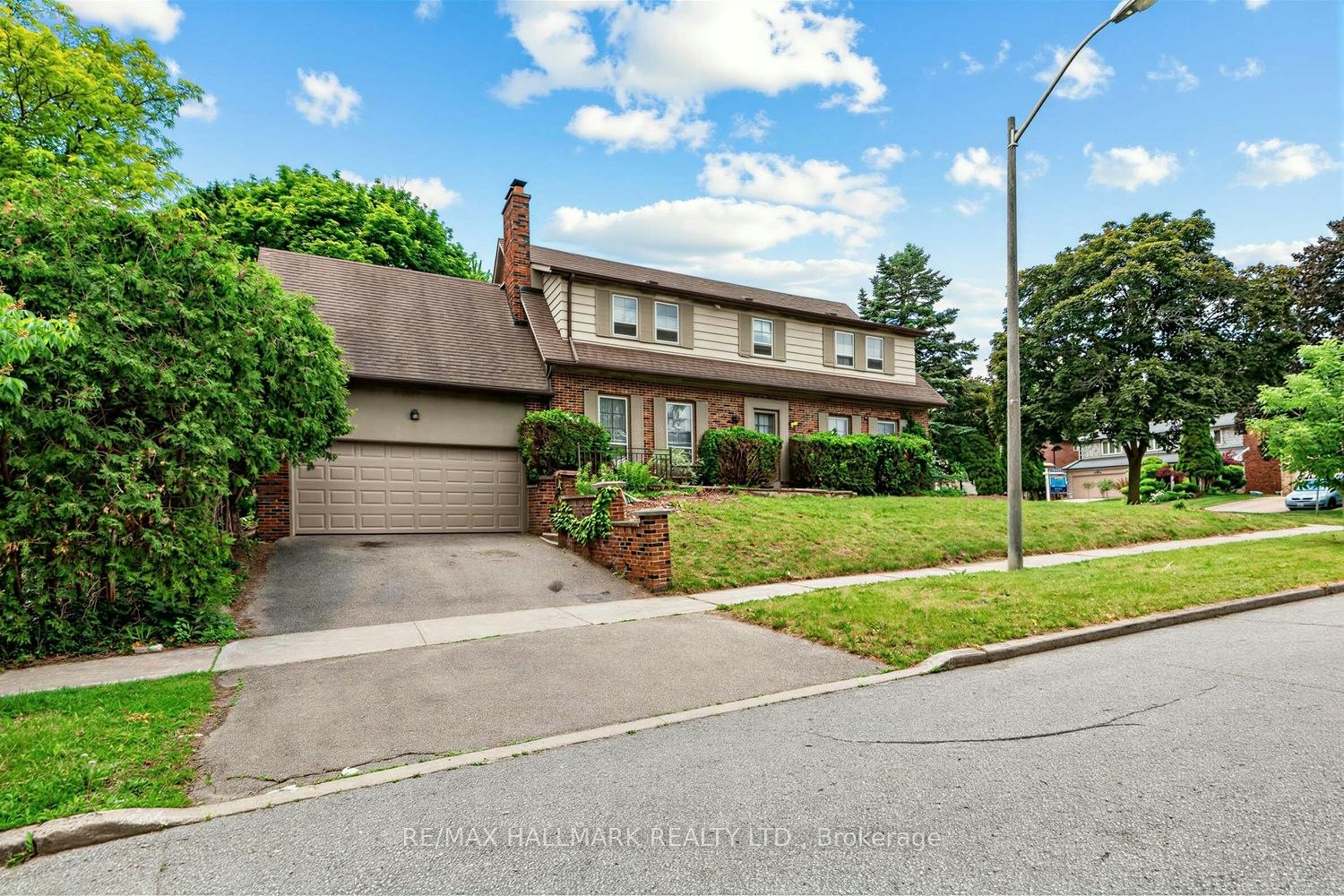 691 Conacher Drive, Toronto, ON, M2M 3N4