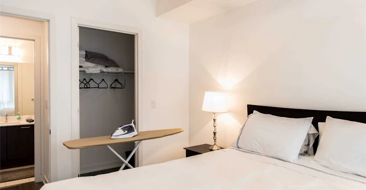 809-50 Bruyeres Mews, Toronto, ON, M5V 0H8 - 13