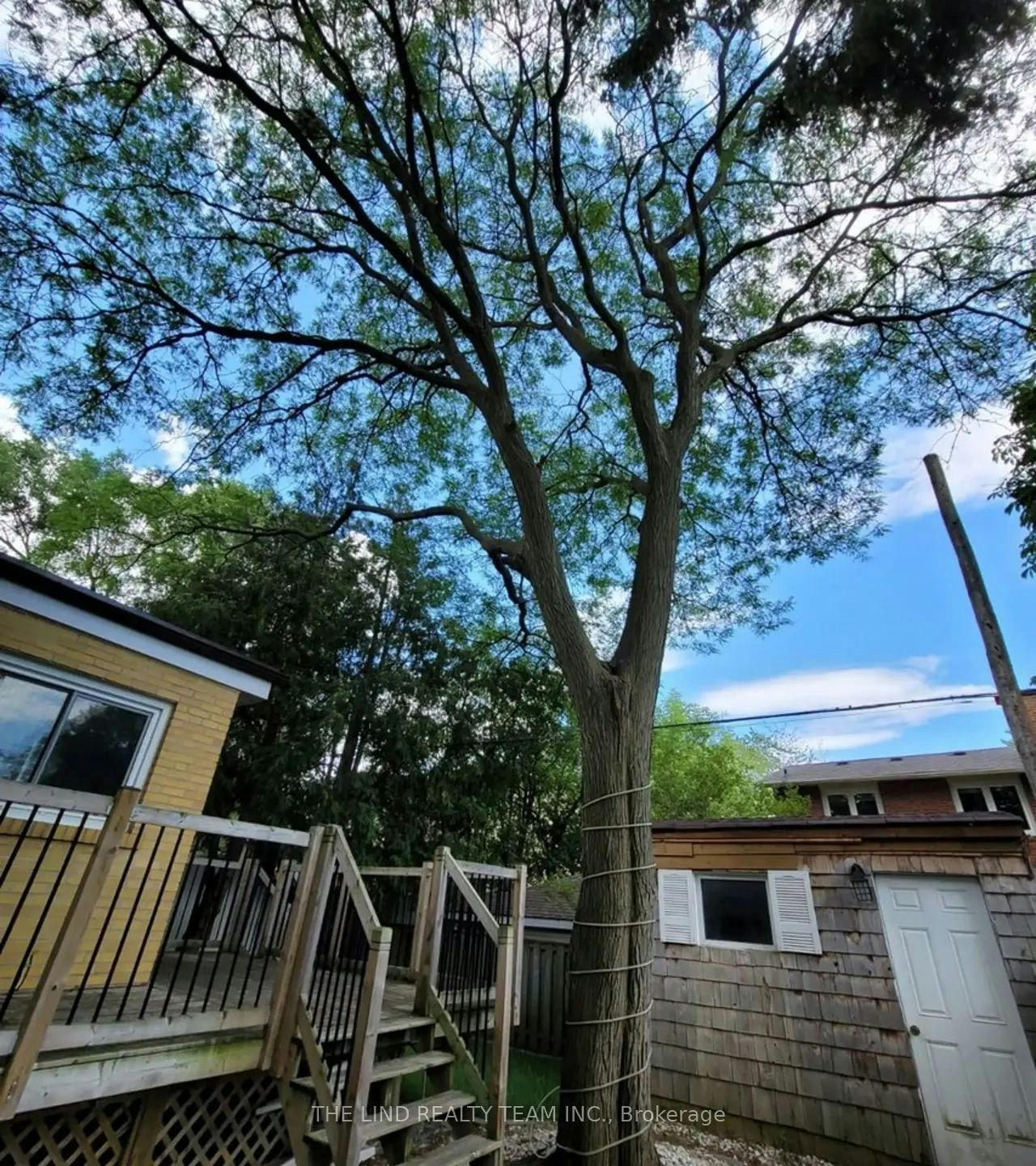 95 Overland Drive, Toronto, ON, M3C 2C3 - 13