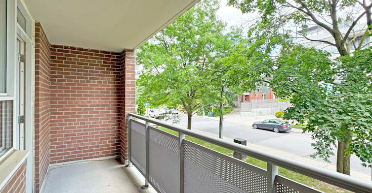 206-490 Eglinton Avenue E, Toronto, ON, M4P 1M4 - 8