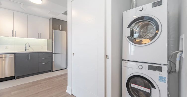 1005-664 Spadina Avenue, Toronto, ON, M5S 2H7 - 15
