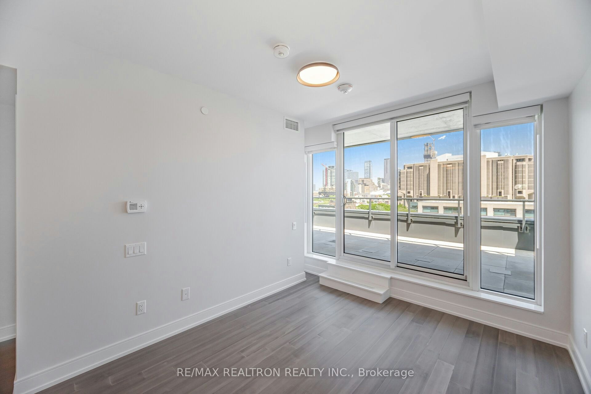 1005-664 Spadina Avenue, Toronto, ON, M5S 2H7 - 7