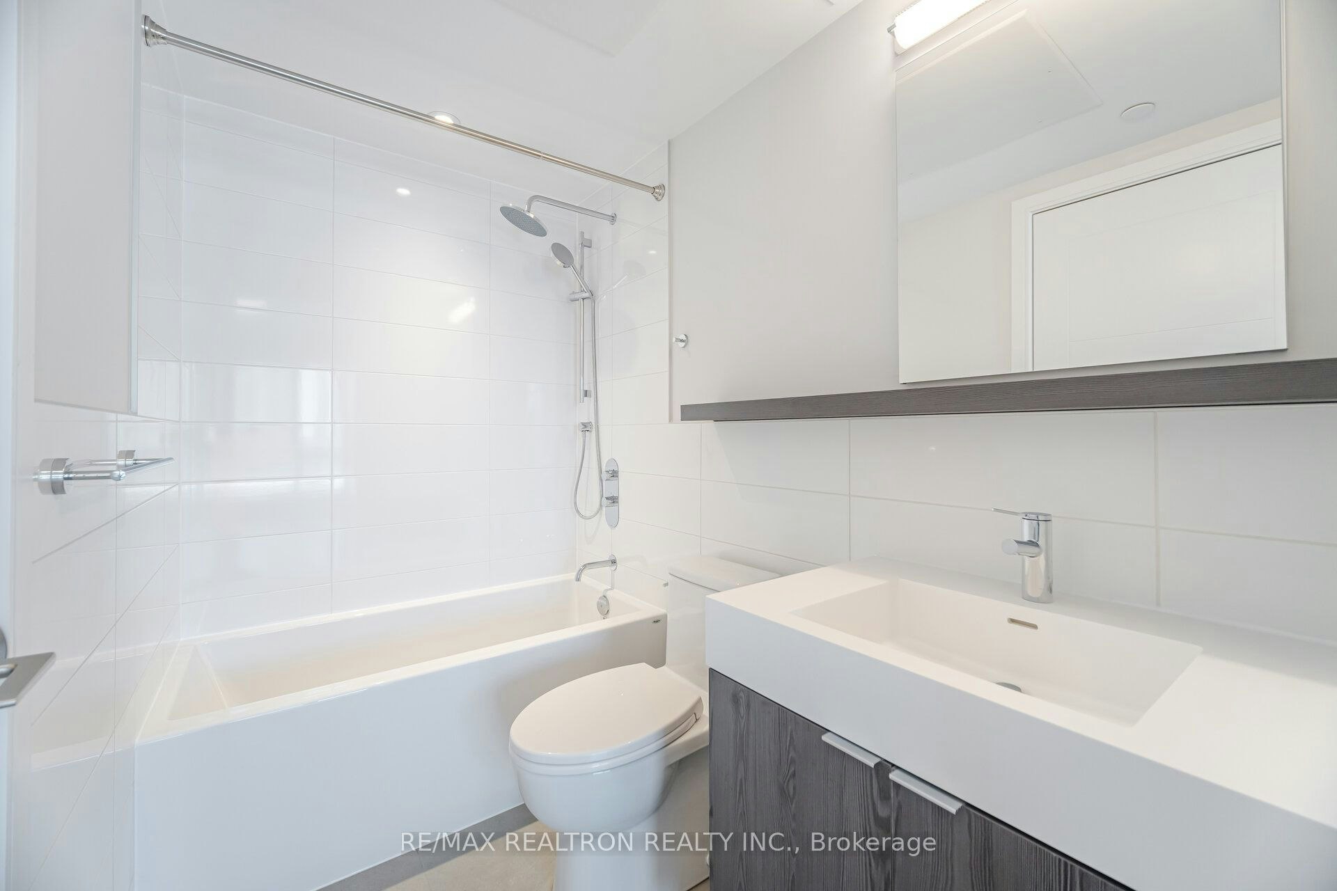 1005-664 Spadina Avenue, Toronto, ON, M5S 2H7 - 13