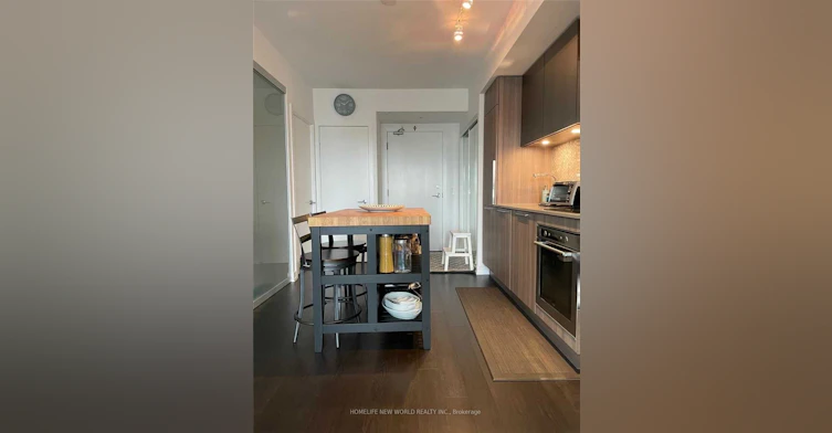 2711-85 Wood Street, Toronto, ON, M4Y 0E8 - 4