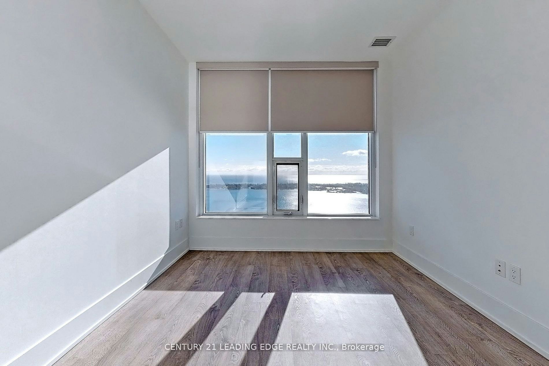 5008-10 York Street, Toronto, ON, M5J 0E1 - 13