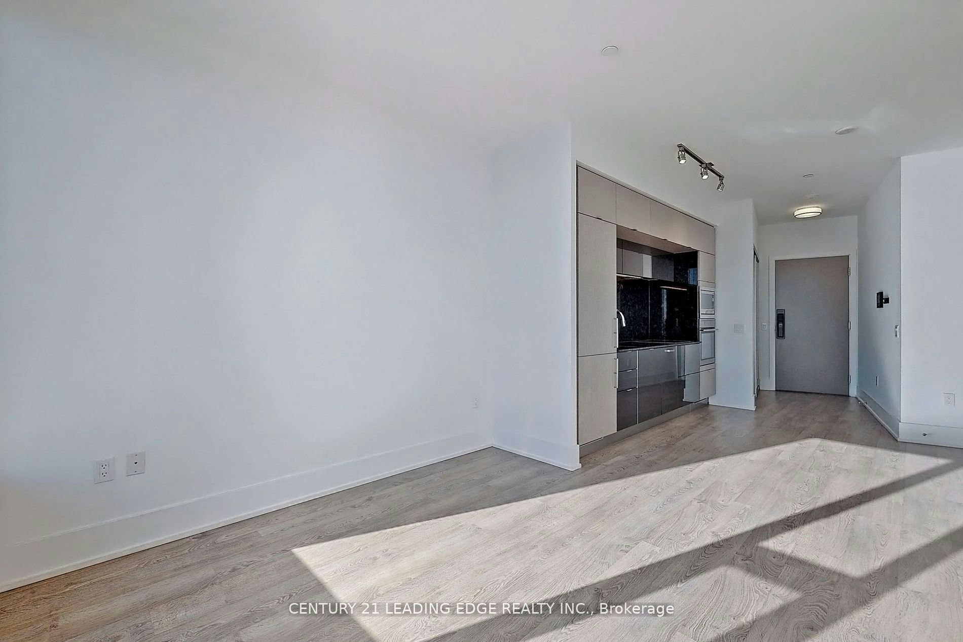 5008-10 York Street, Toronto, ON, M5J 0E1 - 8