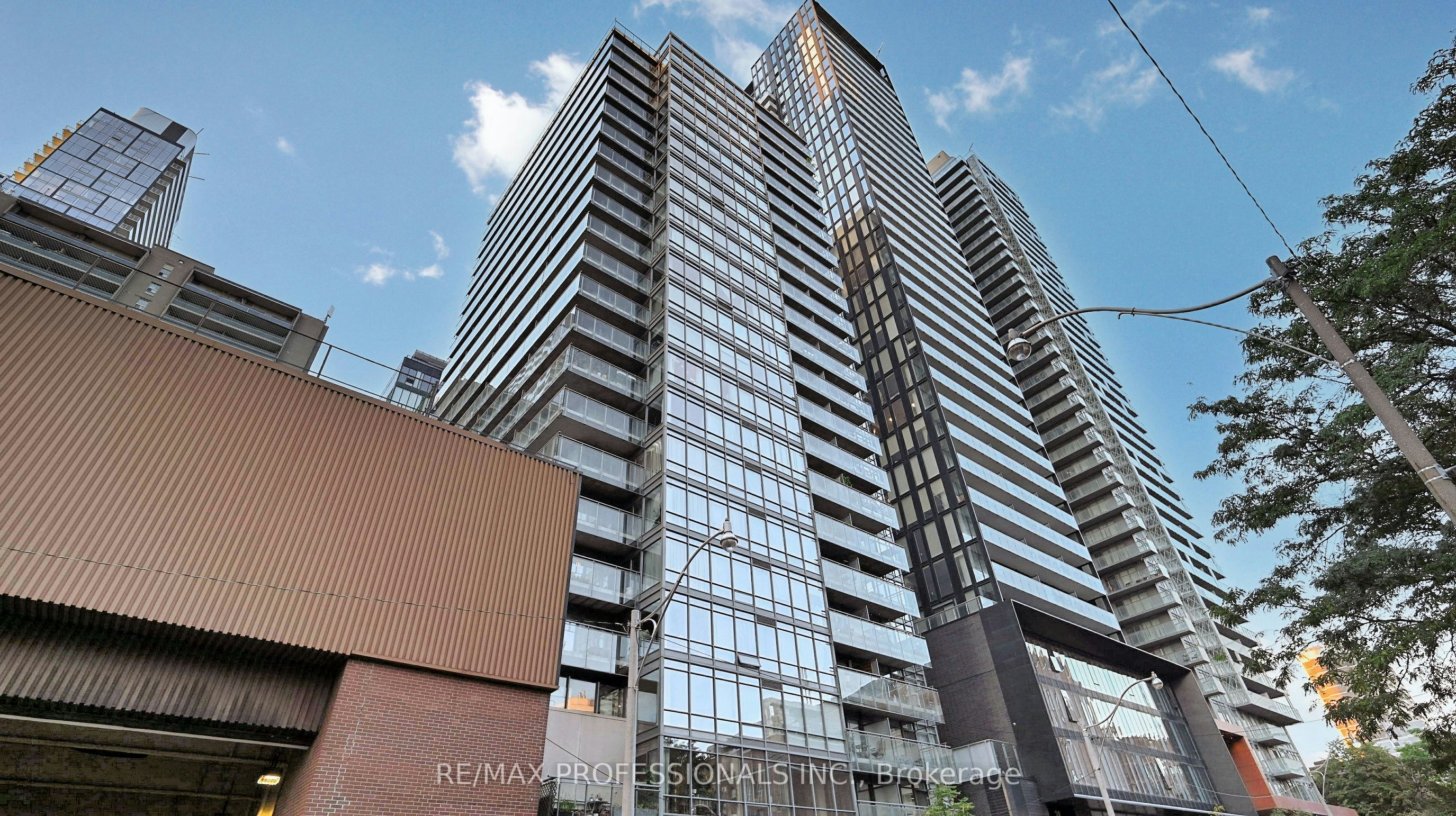 2008-22 Wellesley Street E, Toronto, ON, M4Y 1G3