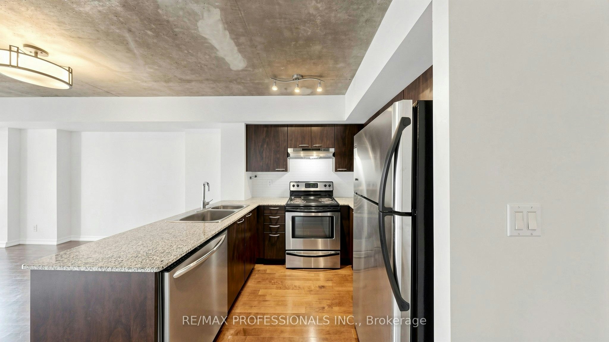 2008-22 Wellesley Street E, Toronto, ON, M4Y 1G3 - 13