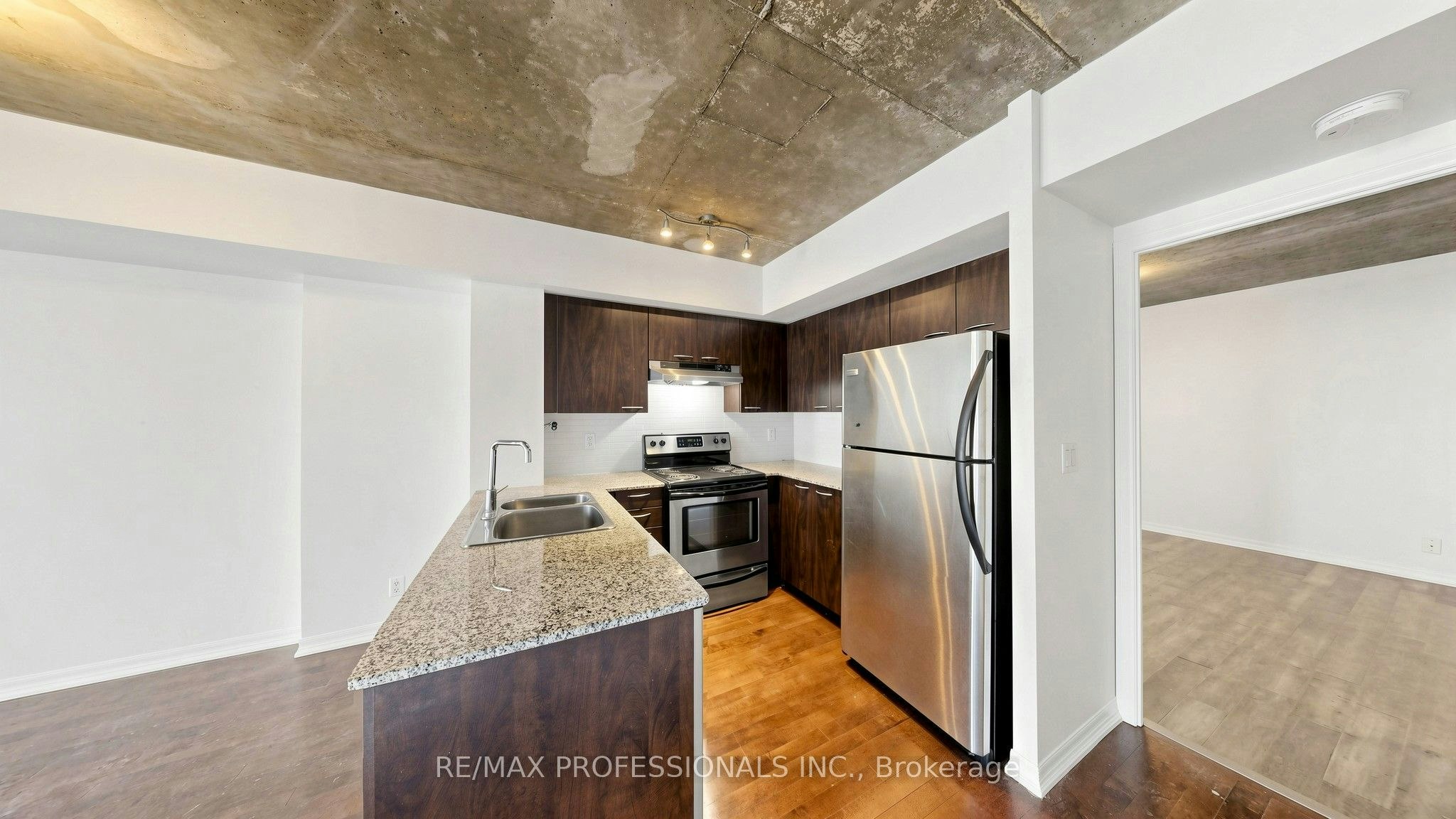 2008-22 Wellesley Street E, Toronto, ON, M4Y 1G3 - 12