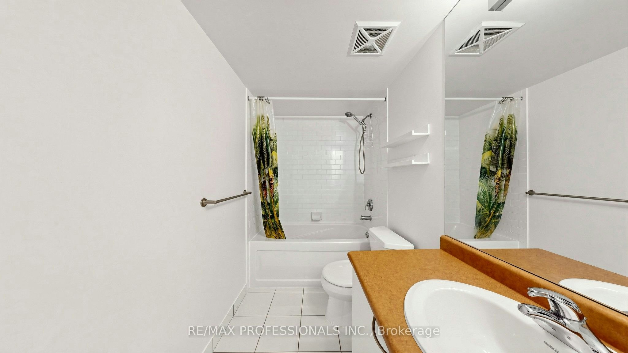 2008-22 Wellesley Street E, Toronto, ON, M4Y 1G3 - 24