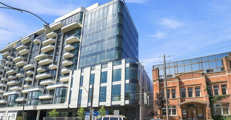 1004-322 Dupont Street, Toronto, ON, M5R 0E3 - 4