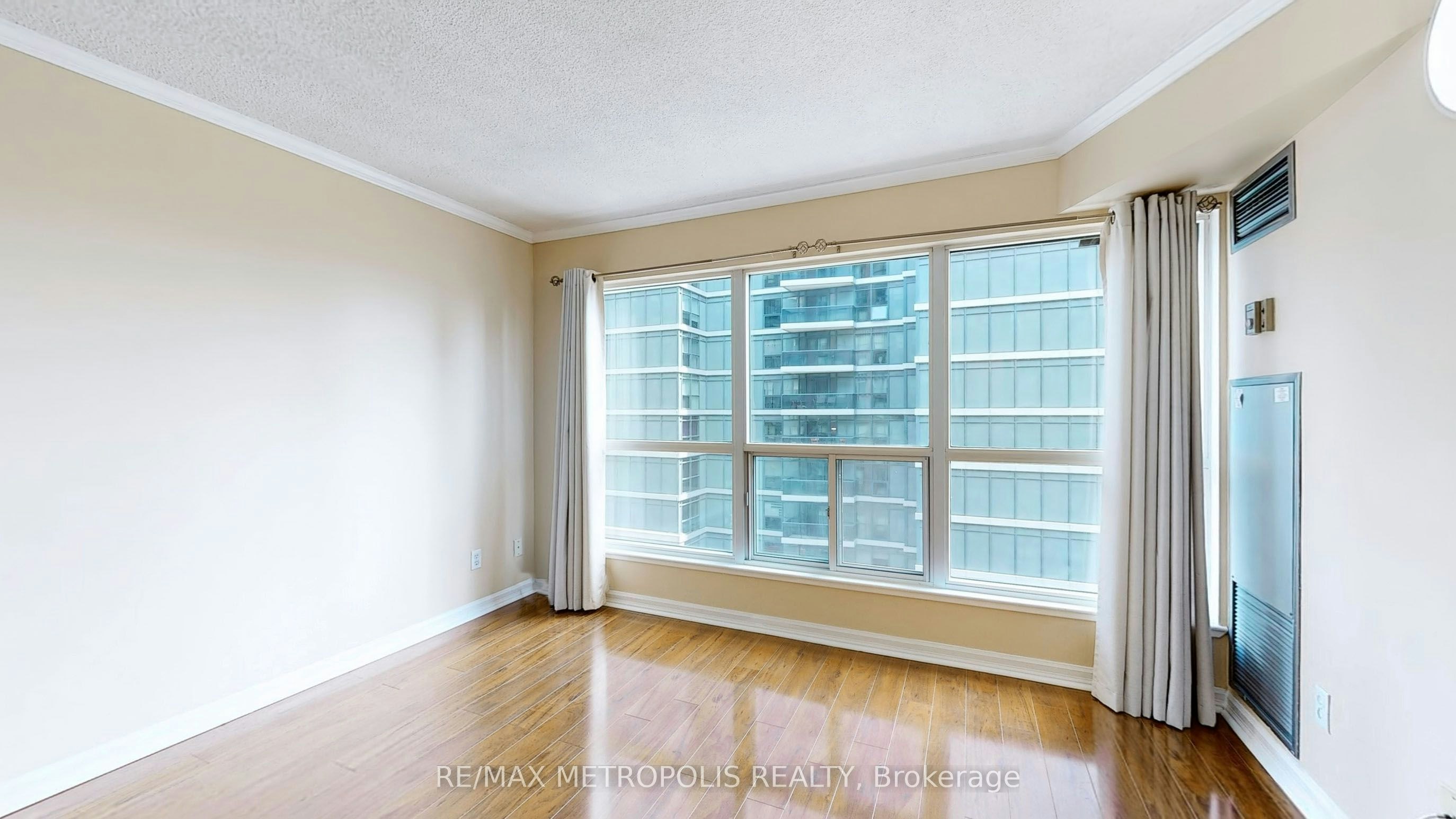 904-7 Carlton Street, Toronto, ON, M5B 2M3 - 18