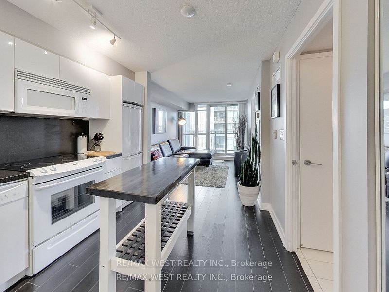 1110-15 Iceboat Terrace, Toronto, ON, M5V 4A5 - 7