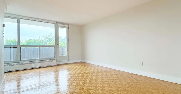 812-666 Spadina Avenue, Toronto, ON, M5S 2H8