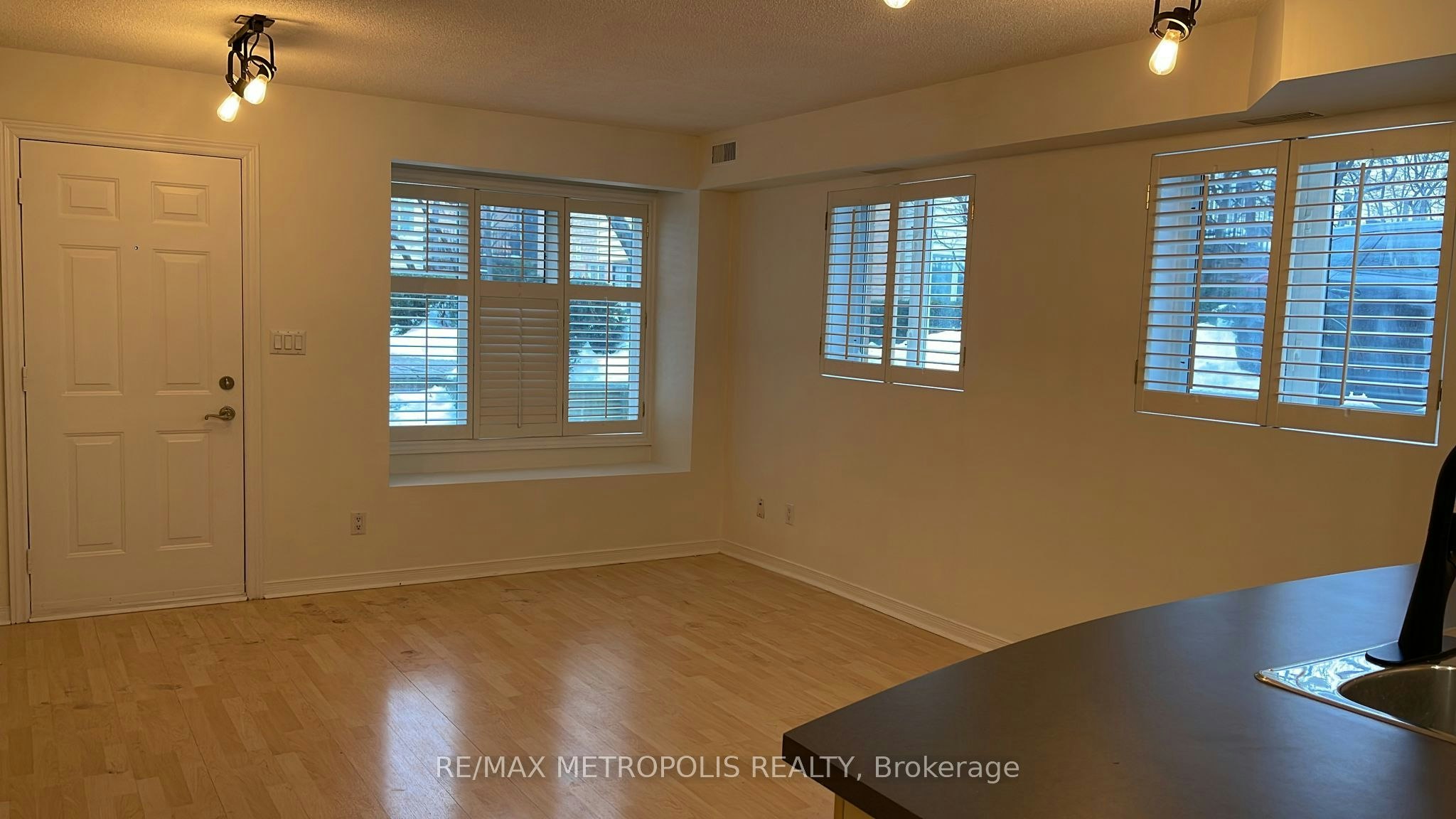 Th27-208 Niagara Street, Toronto, ON, M6J 3W5 - 8
