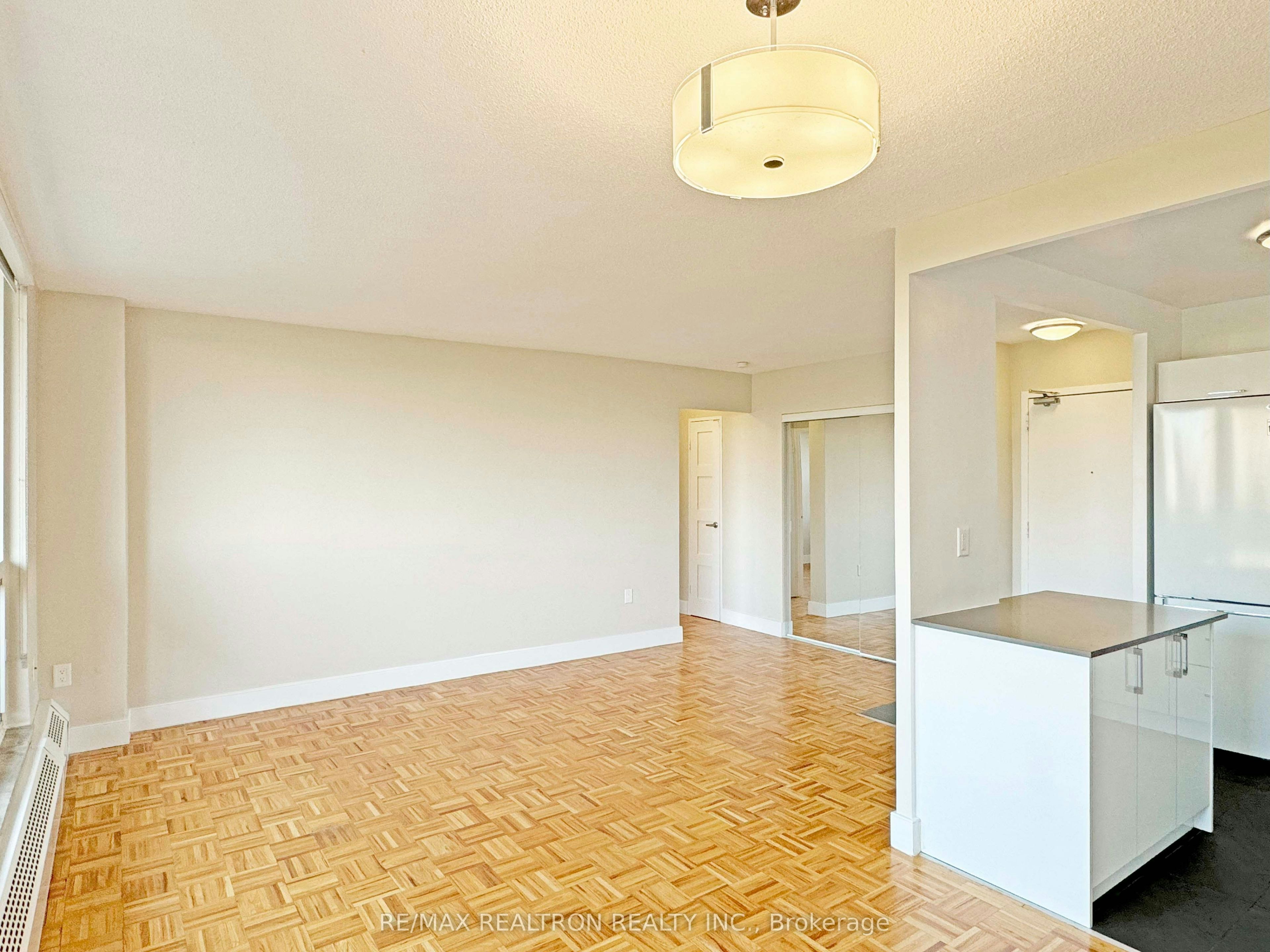 1408-666 Spadina Avenue, Toronto, ON, M5S 2H8 - 3