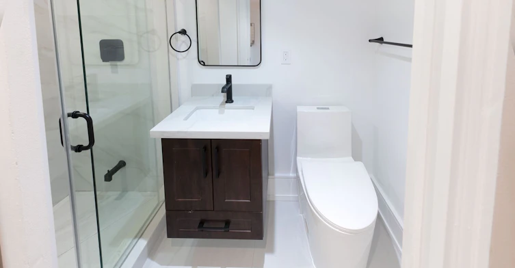 1 1/2 Delaney Crescent, Toronto, ON, M6K 1P9 - 28