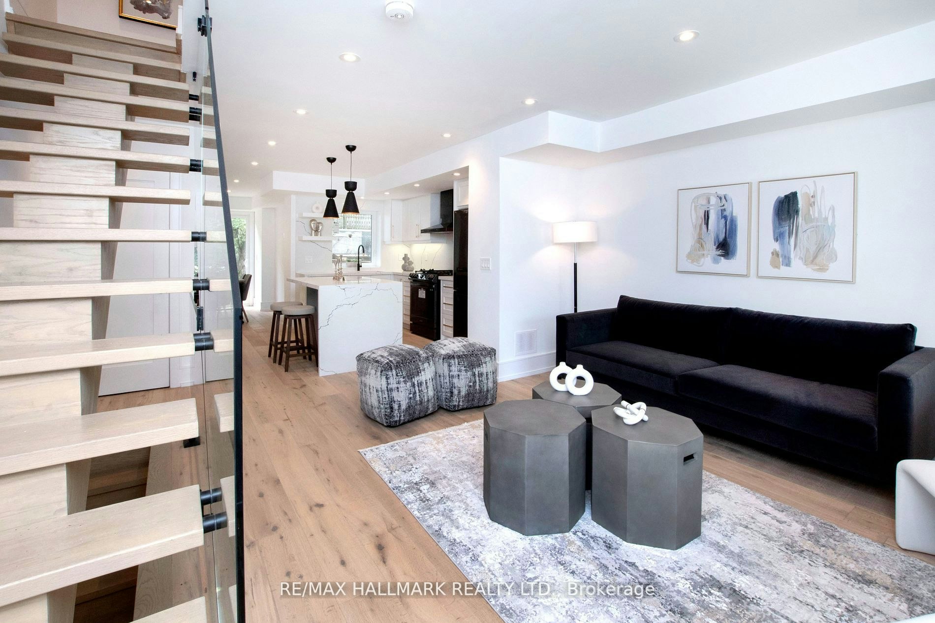 1 1/2 Delaney Crescent, Toronto, ON, M6K 1P9 - 13