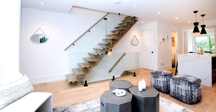 1 1/2 Delaney Crescent, Toronto, ON, M6K 1P9 - 7