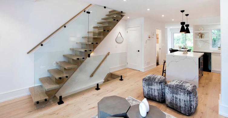 1 1/2 Delaney Crescent, Toronto, ON, M6K 1P9 - 8