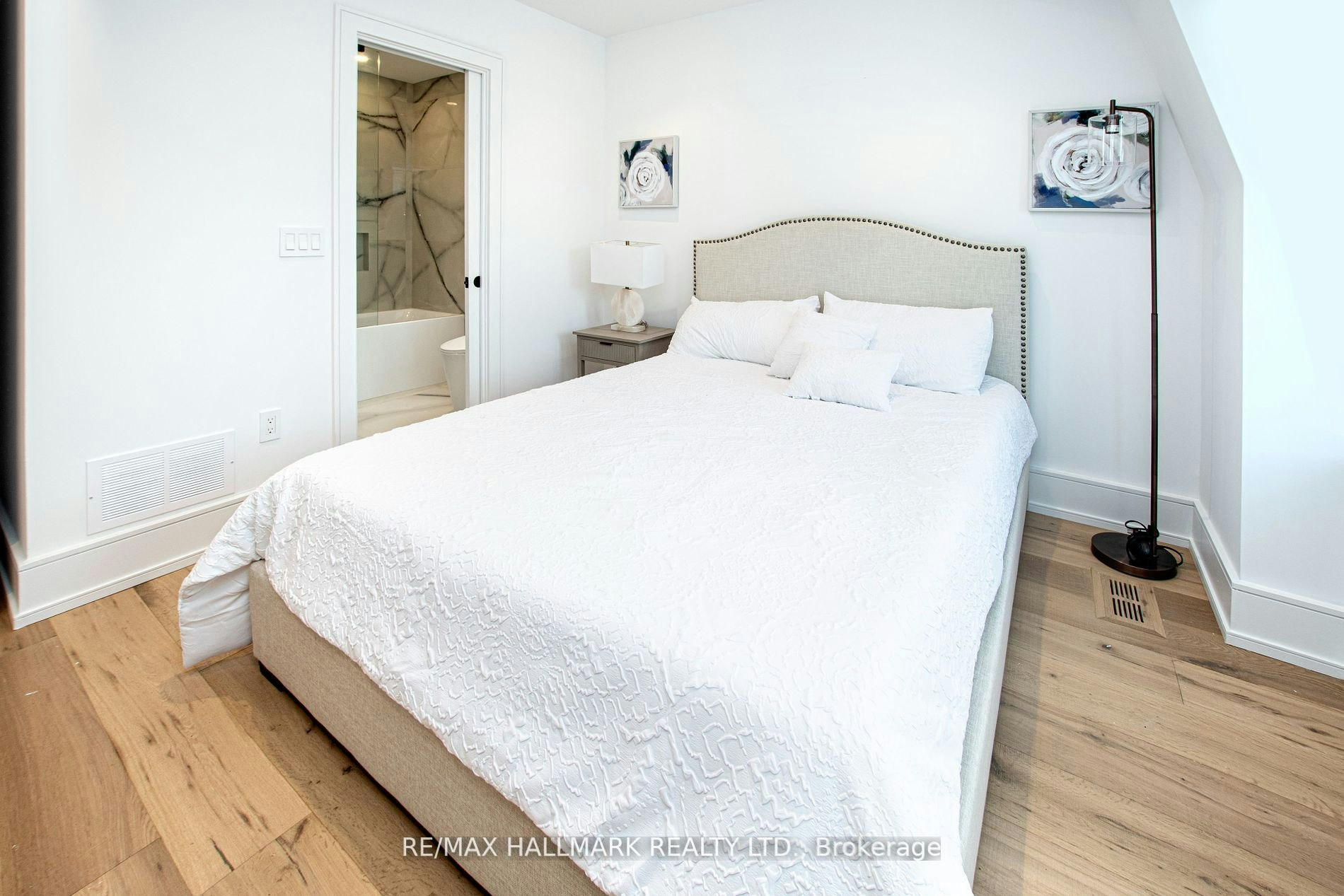 1 1/2 Delaney Crescent, Toronto, ON, M6K 1P9 - 20