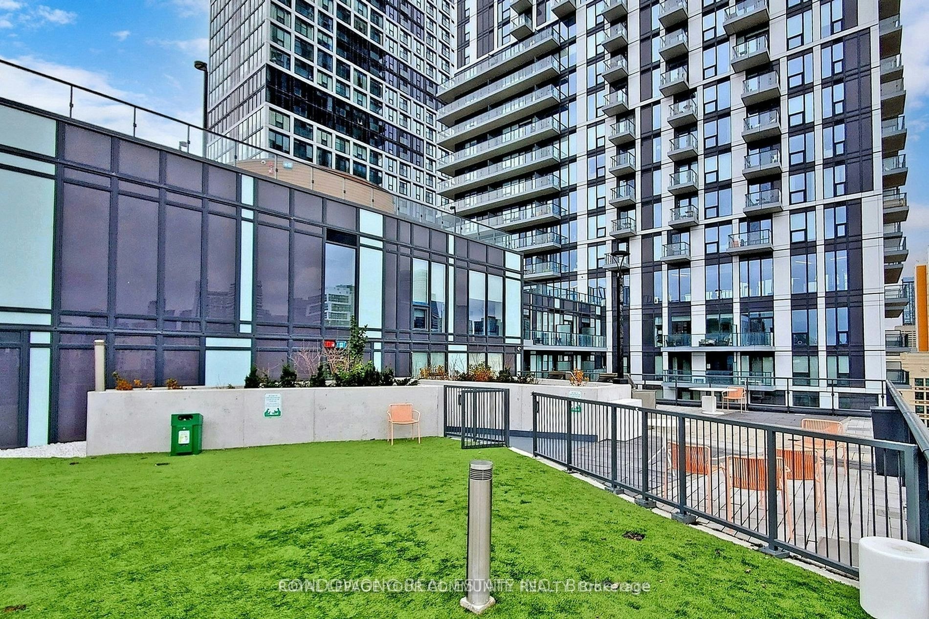 1009-251 Jarvis Street, Toronto, ON, M5B 0C3 - 36