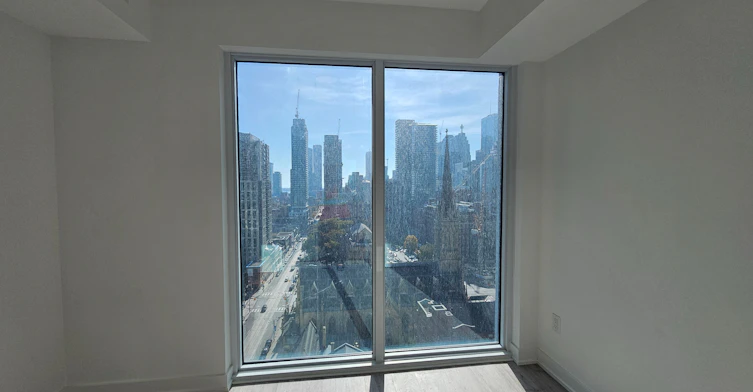 1912-252 Church Street, Toronto, ON, M5B 1Z2 - 4