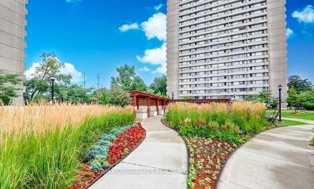 604-735 Don Mills Road, Toronto, ON, M3C 1S9 - 2