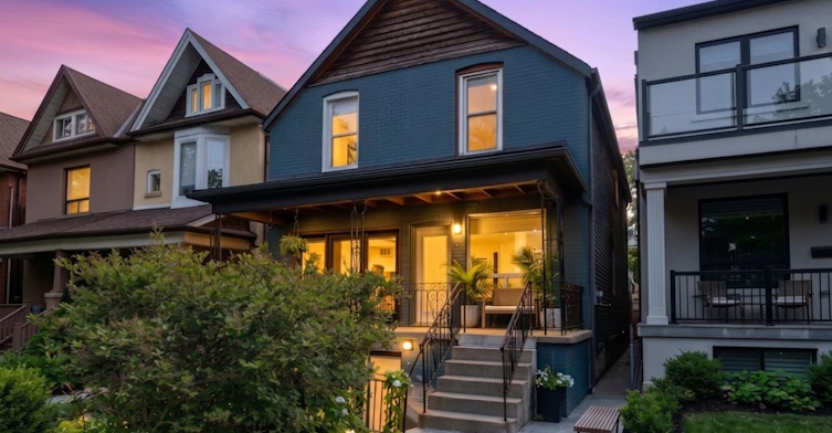 395 Clinton Street, Toronto, ON, M6G 2Z1