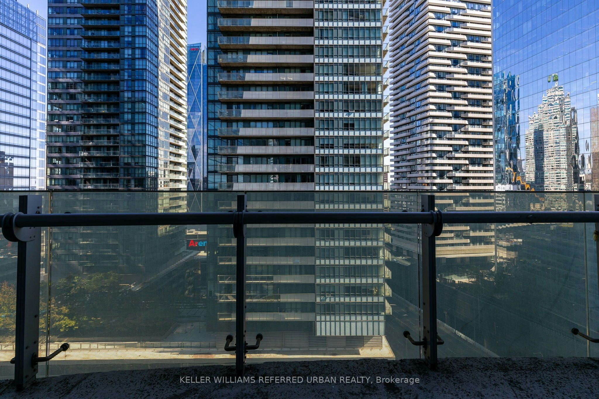 1812-14 York Street, Toronto, ON, M5J 0B1 - 13