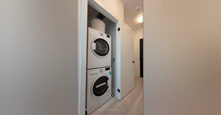 2611-127 Broadway Avenue S, Toronto, ON, M4P 1V4 - 12