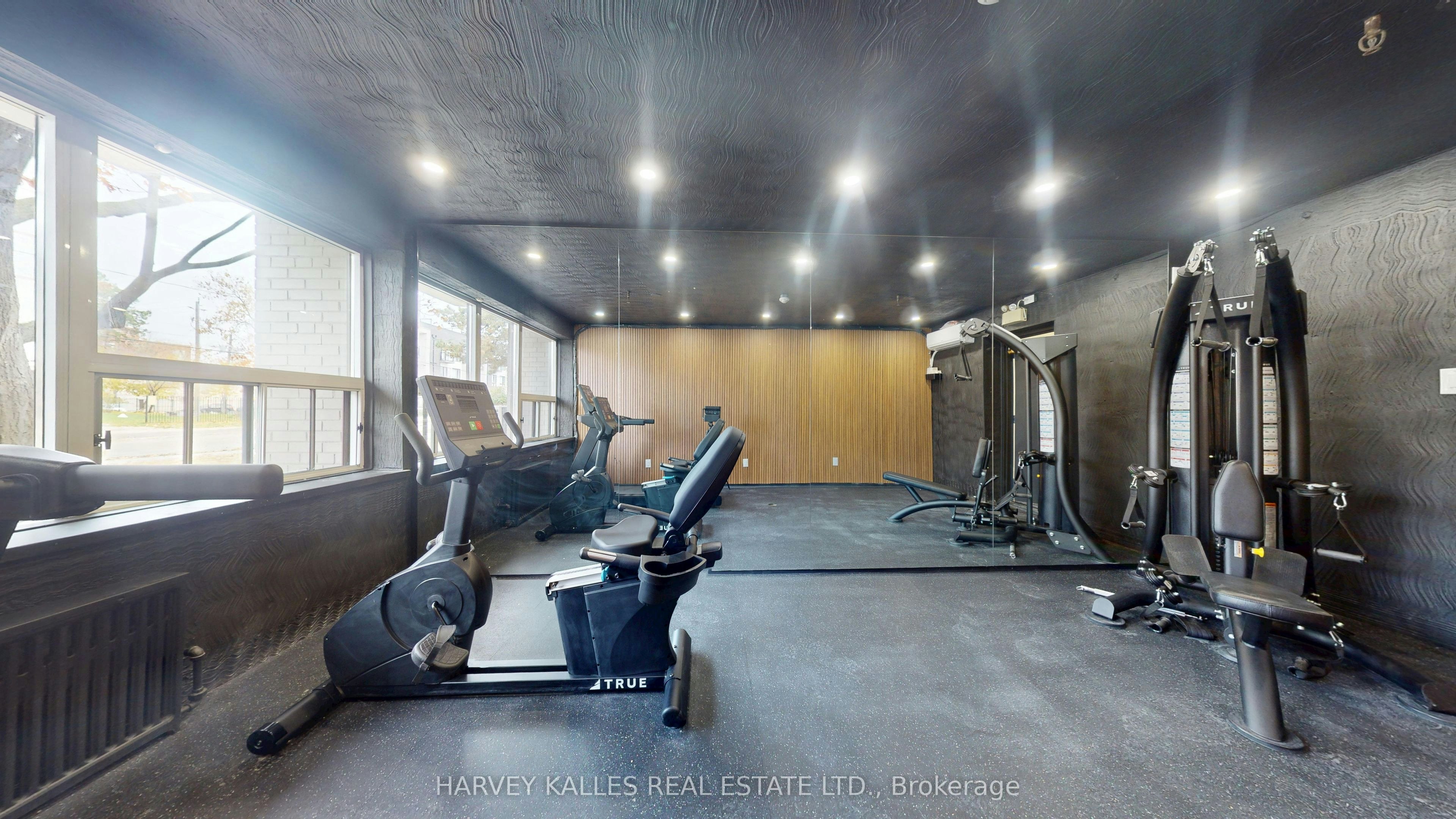 12-1 Marquette Avenue, Toronto, ON, M6A 1X8 - 15