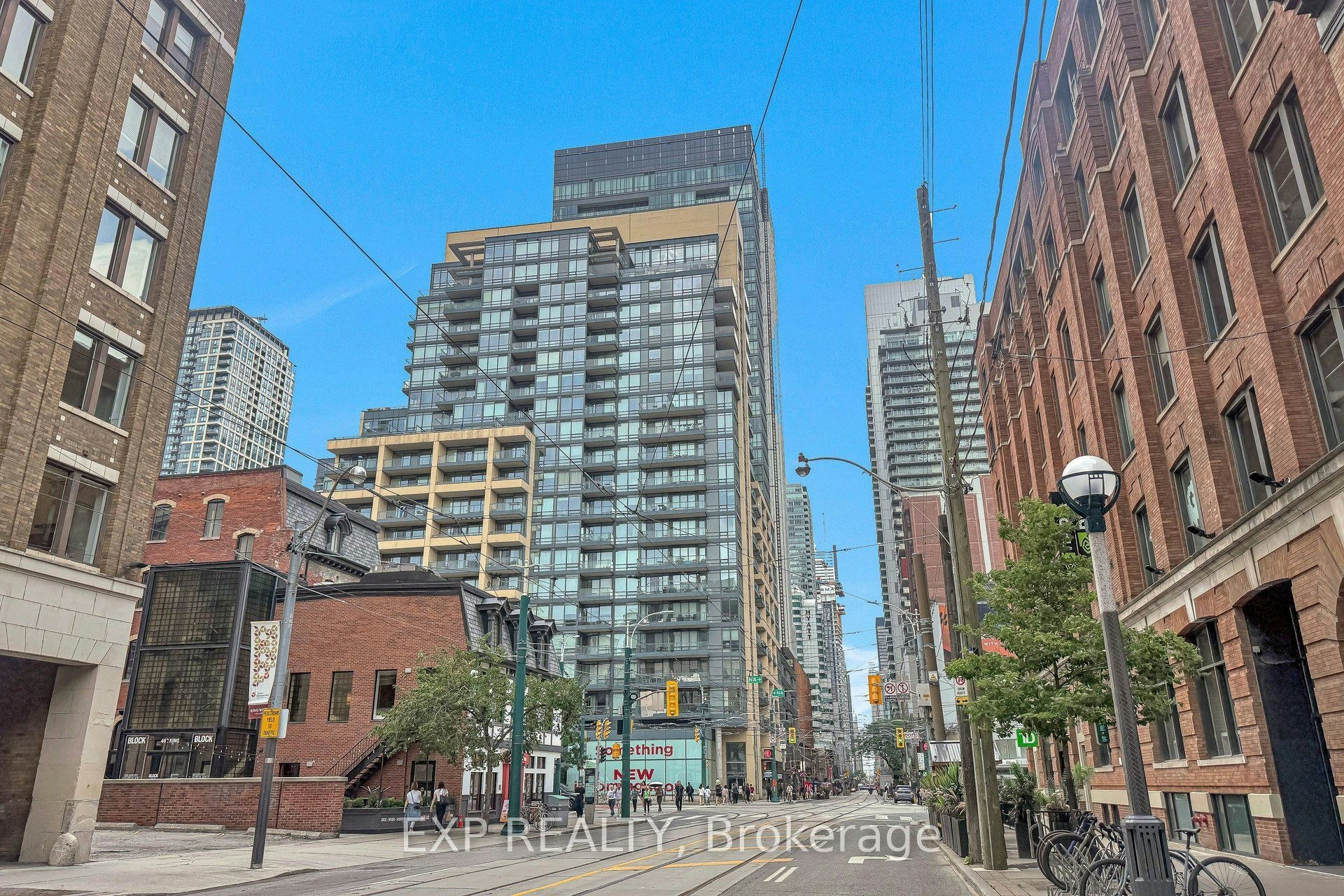 912-438 King Street W, Toronto, ON, M5V 3T9 - 2