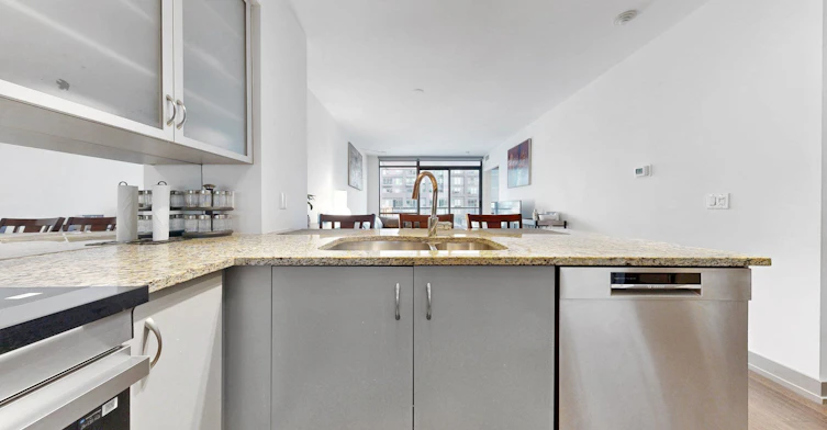 912-438 King Street W, Toronto, ON, M5V 3T9 - 14