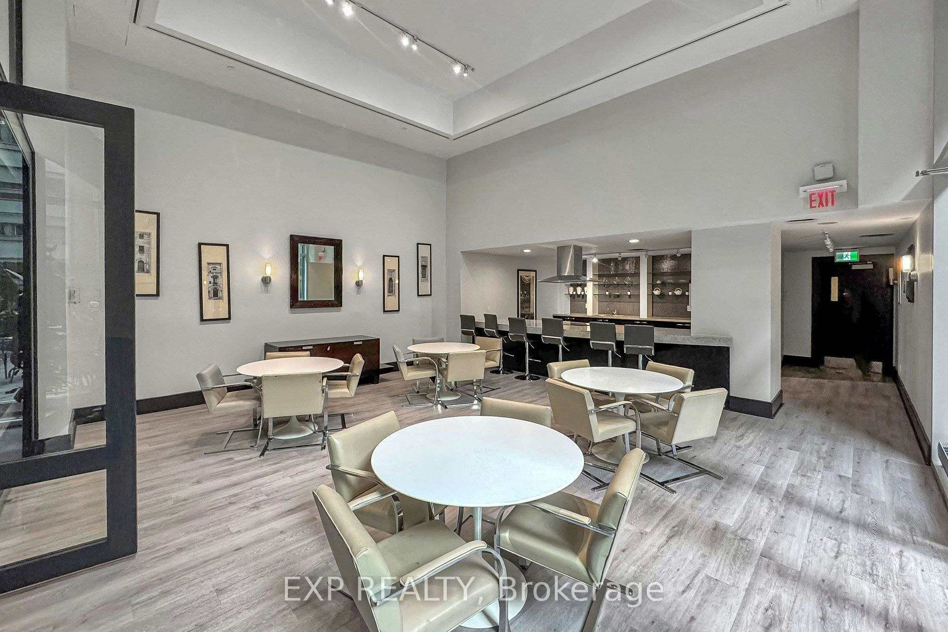 912-438 King Street W, Toronto, ON, M5V 3T9 - 39