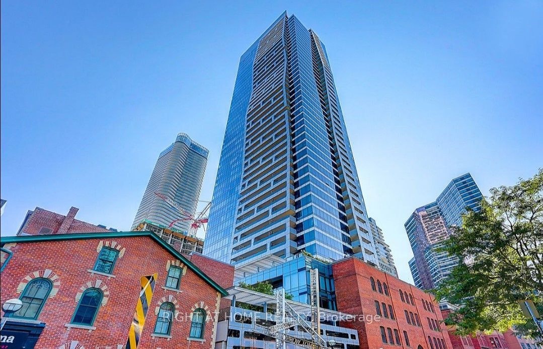 1508-5 St Joseph Street, Toronto, ON, M4Y 0B6