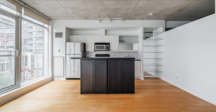 418-333 Adelaide St. East Street E, Toronto, ON, M5A 4T4 - 3