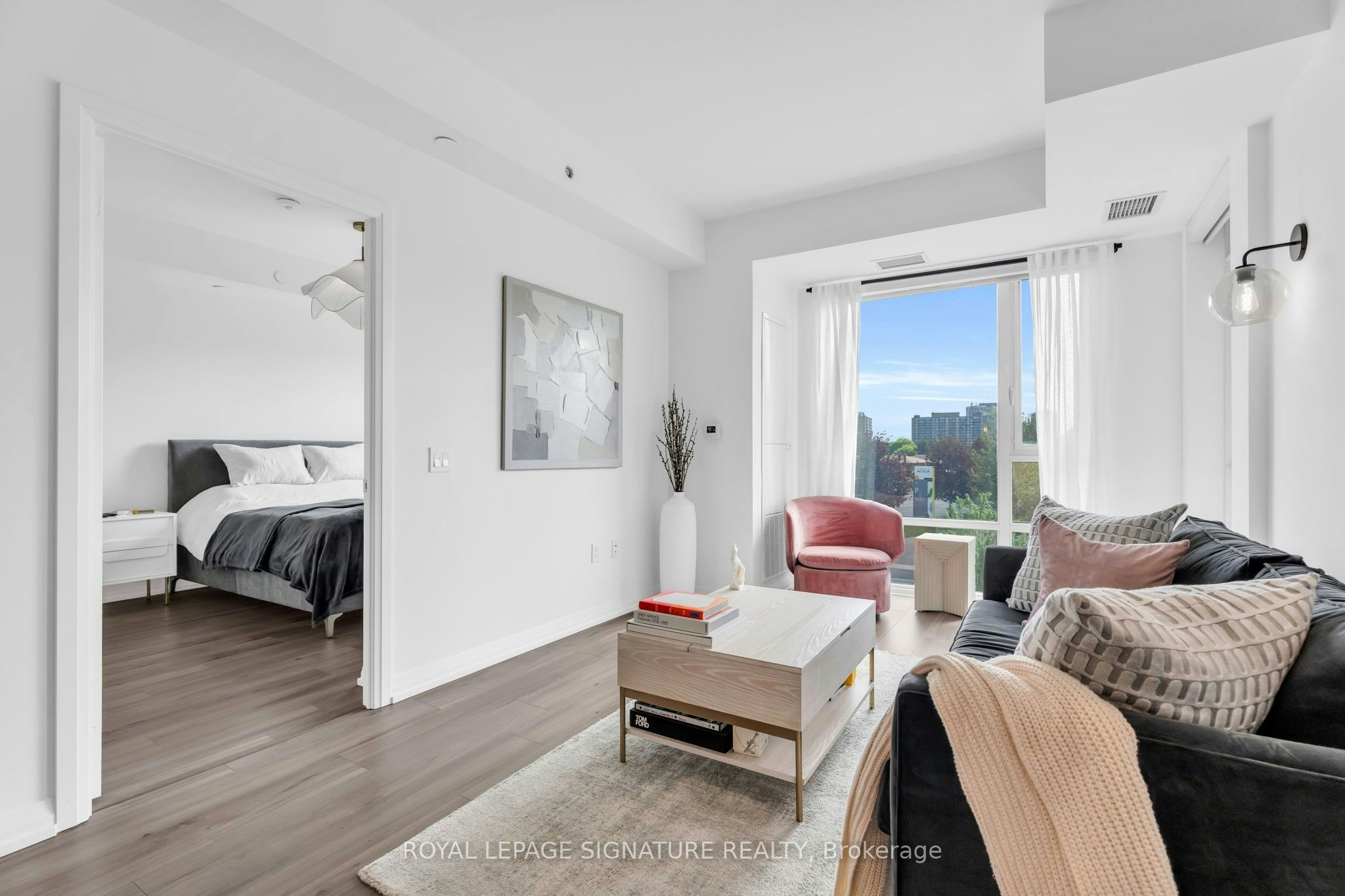 358-60 Ann O'reilly Road, Toronto, ON, M2J 0C8 - 10