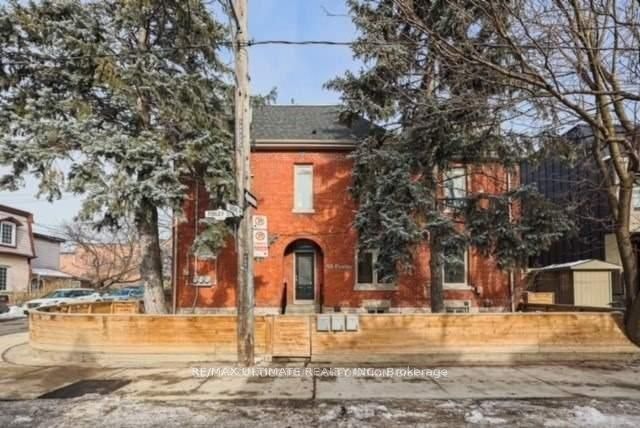 Unit #2-50 Foxley Street, Toronto, ON, M6J 1R1
