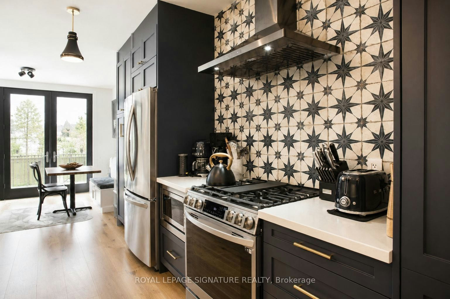 132 Major Street, Toronto, ON, M5S 2L2 - 6