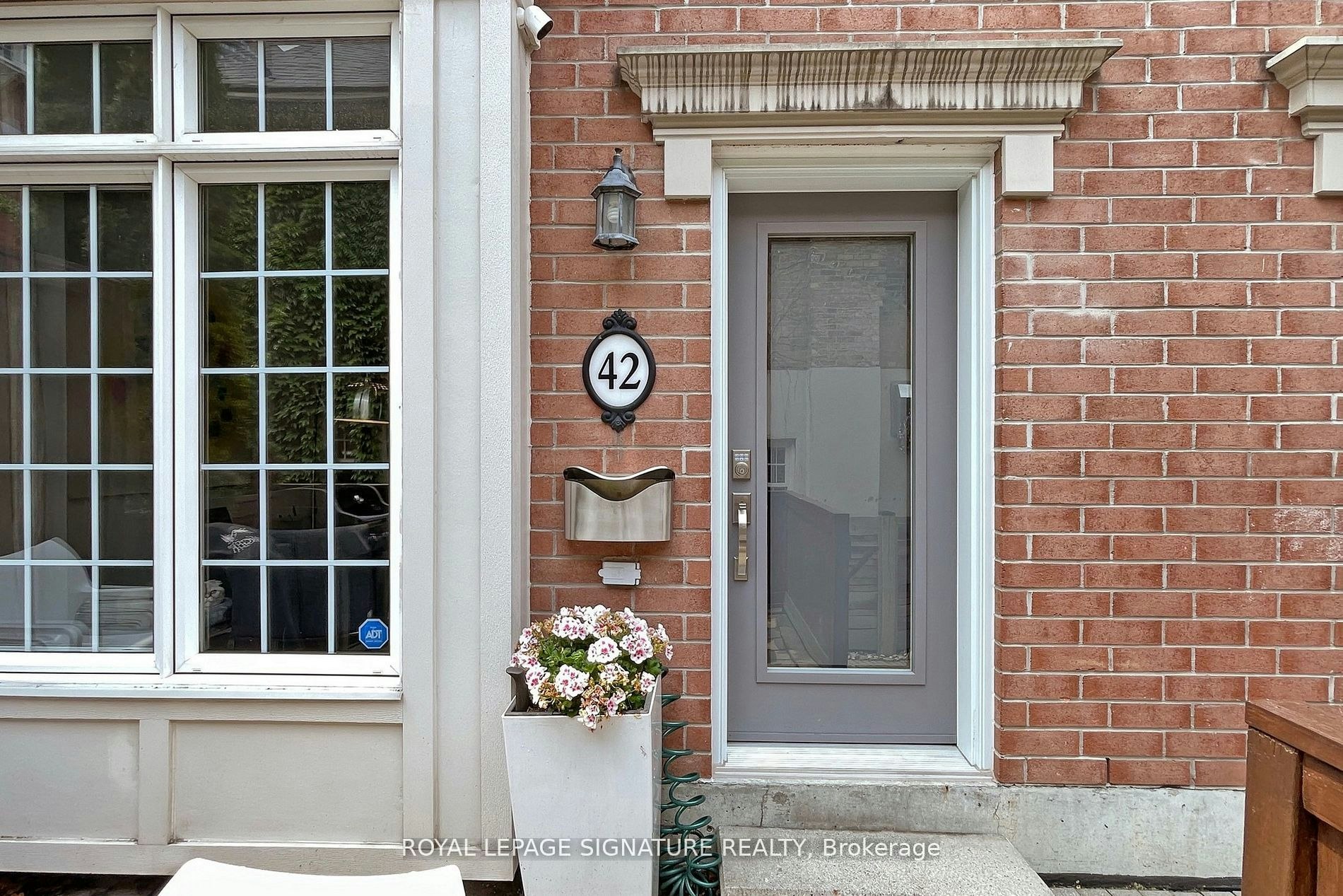 42-6 Wellesley Place, Toronto, ON, M4Y 3E1 - 20