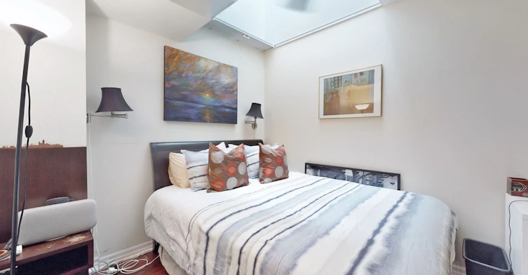 42-6 Wellesley Place, Toronto, ON, M4Y 3E1 - 11