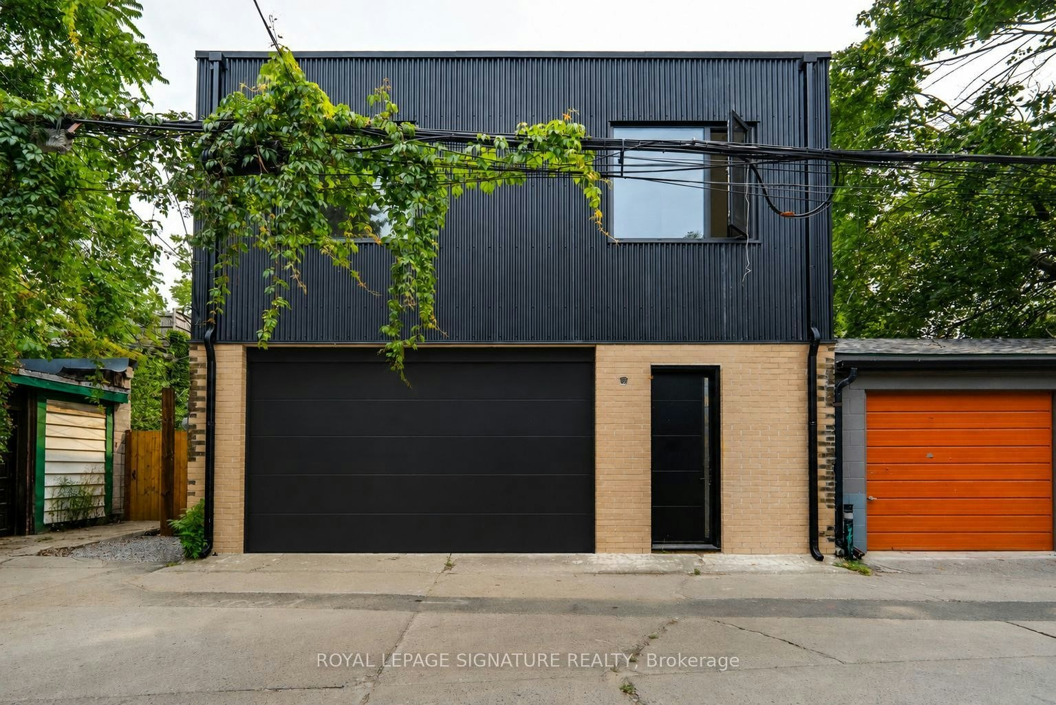 Laneway-390 Palmerston Boulevard, Toronto, ON, M6G 2N6 - 6