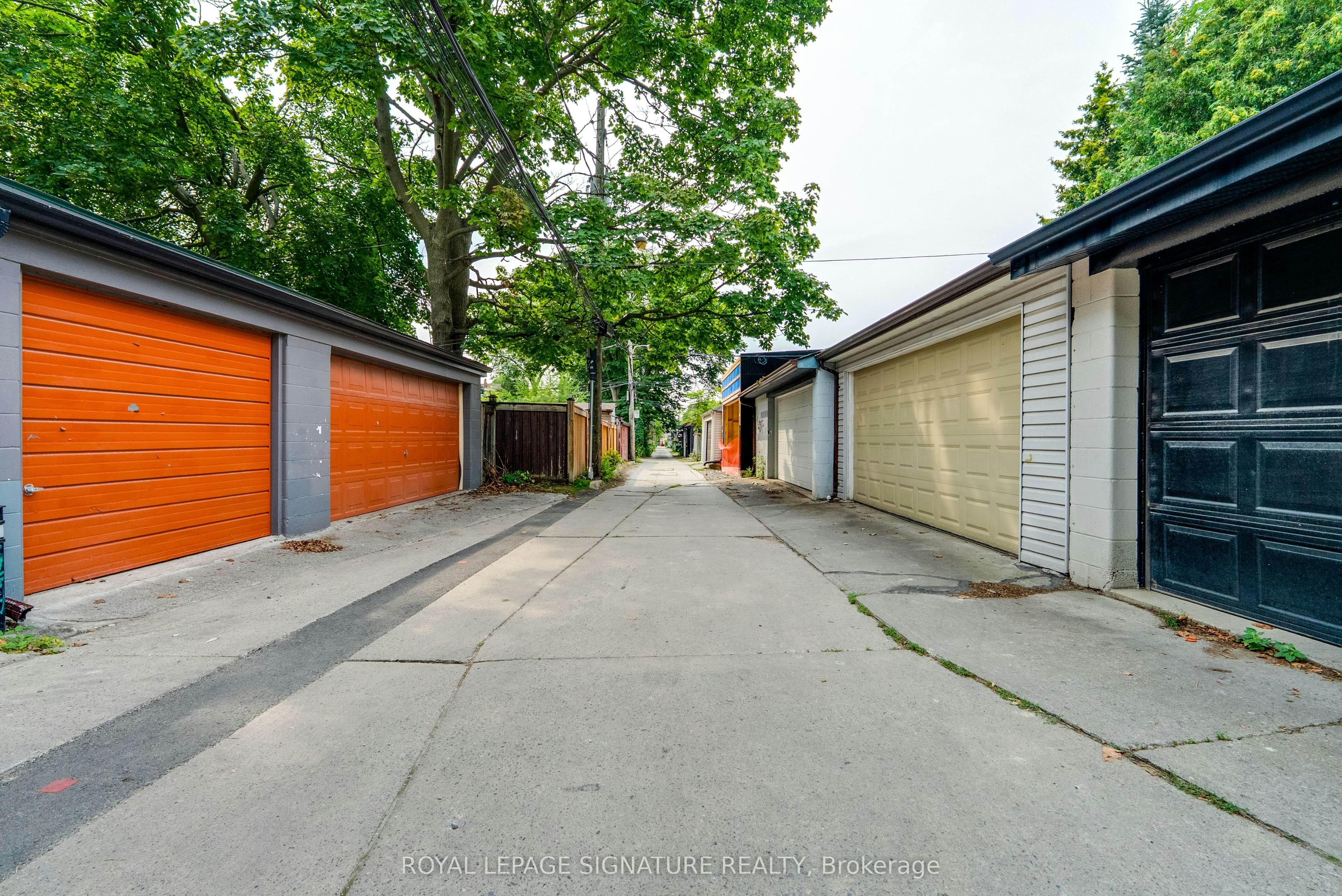 Laneway-390 Palmerston Boulevard, Toronto, ON, M6G 2N6 - 7